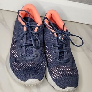 Under armour rapid women tennis shoes